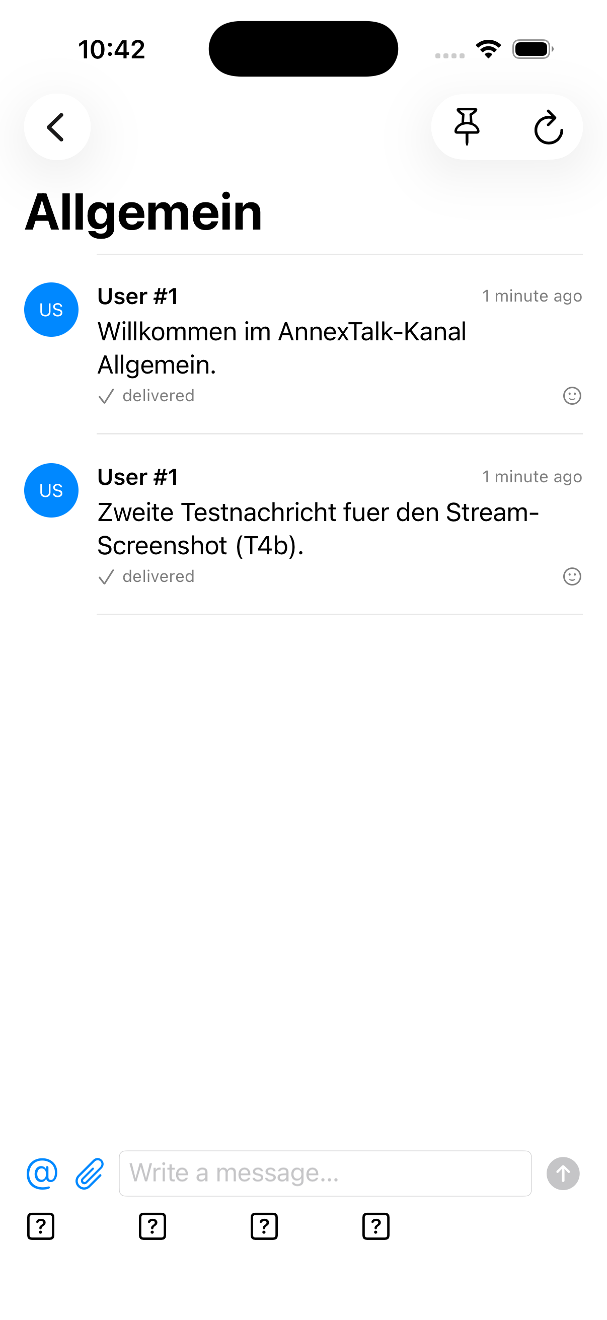 iPhone: der Nachrichten-Stream des Kanals Allgemein mit zwei Nachrichten, jeweils mit Zustellzustand.